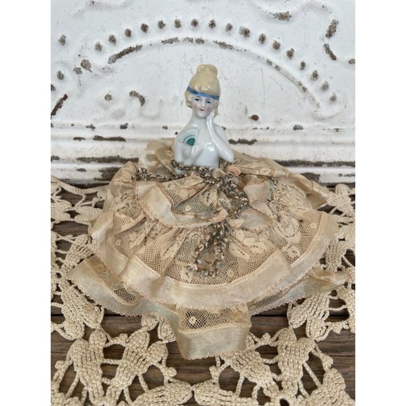 Antique German Pincushion Half Doll with fan silk lace skirt - Picture 12 of 15